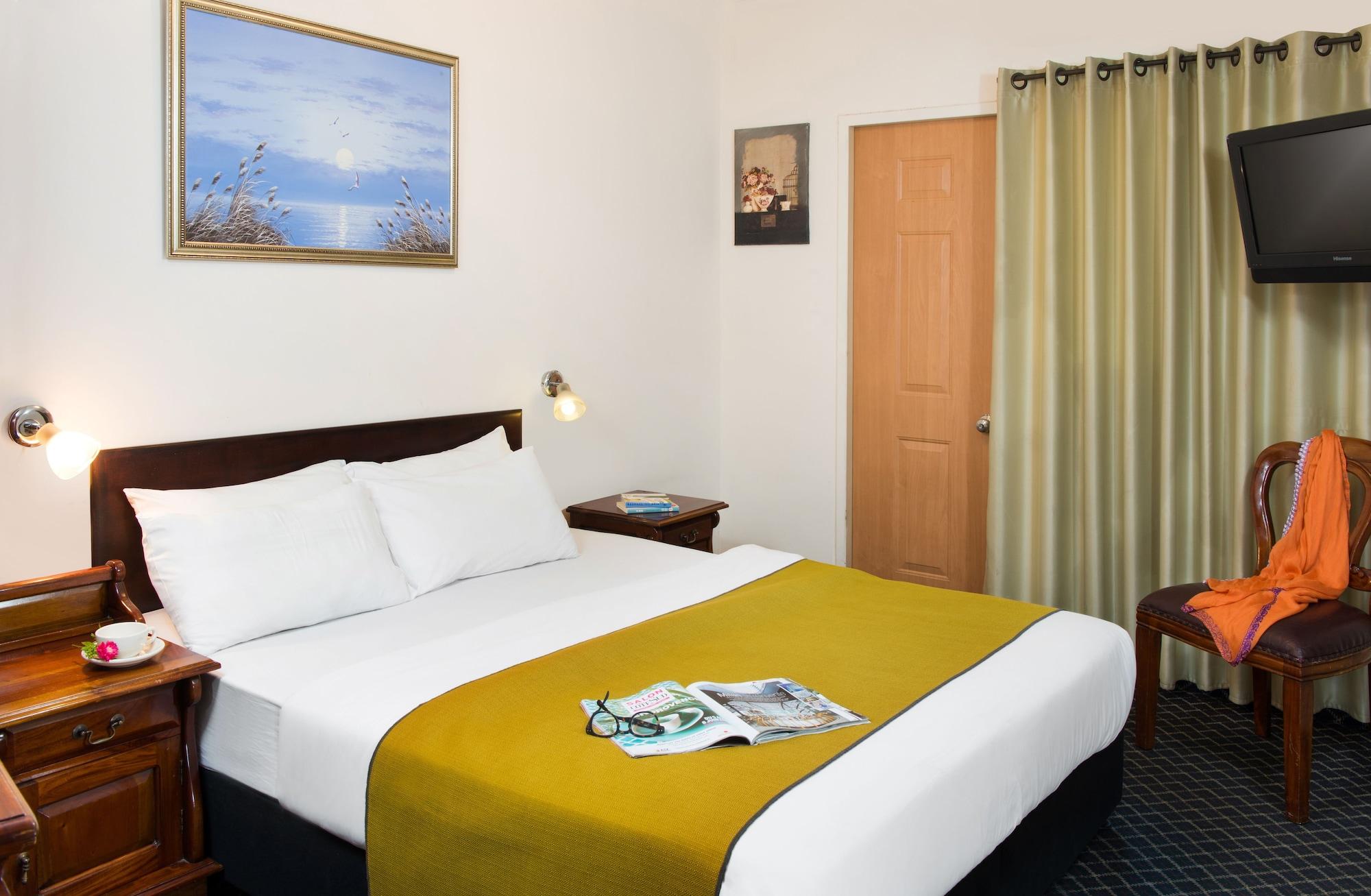 Sun City Hotel Tel Aviv Exterior photo