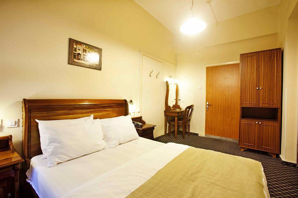 Sun City Hotel Tel Aviv Exterior photo